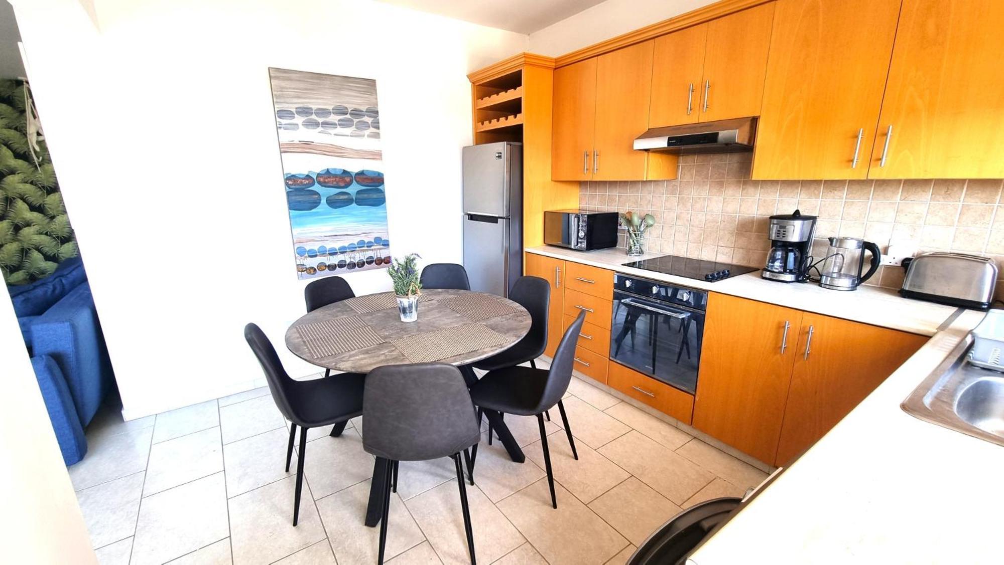 Haven: 7-minute Walk To The + Pool Daire *